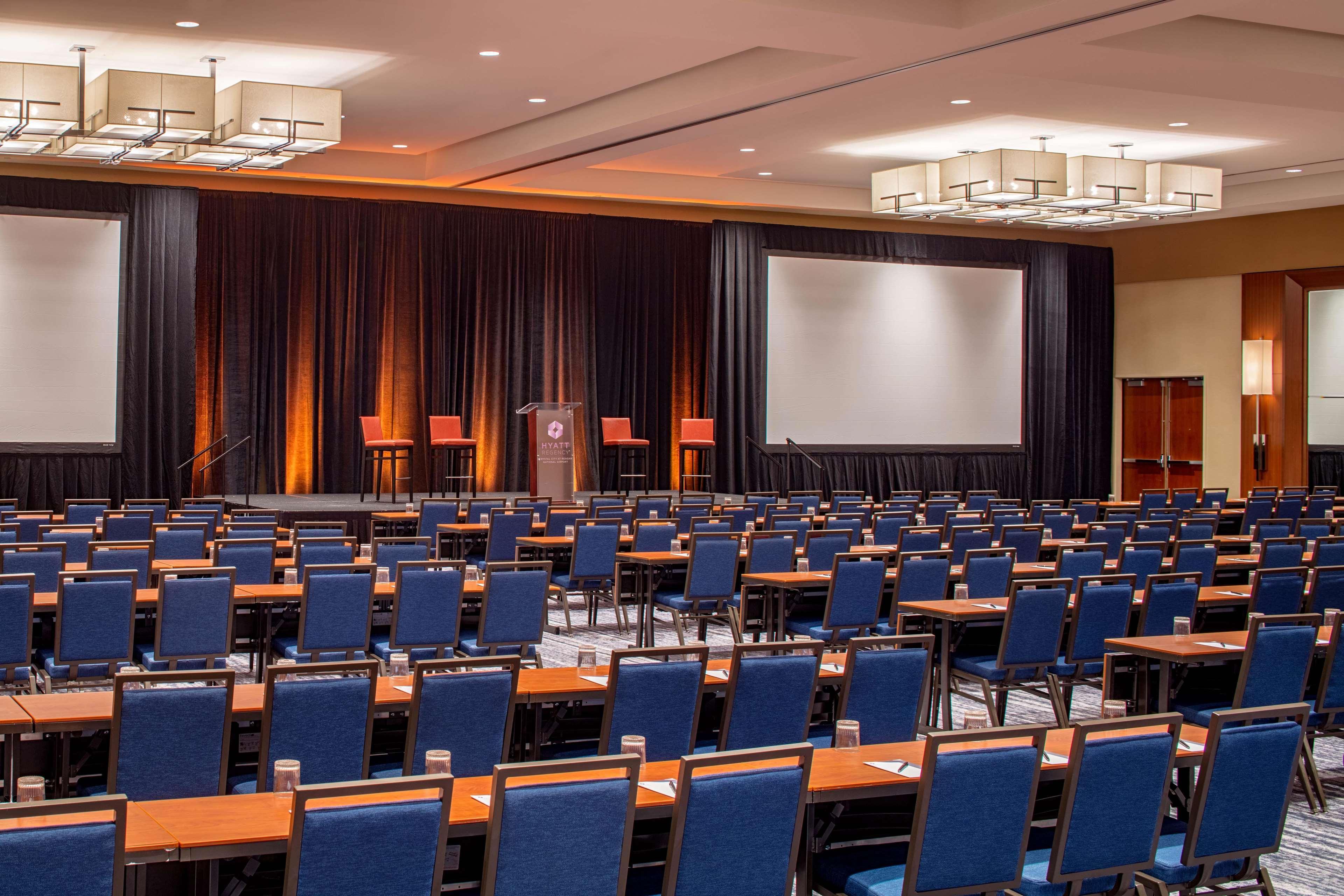 Hyatt Regency Crystal City At Reagan National Airport Arlington Exterior foto